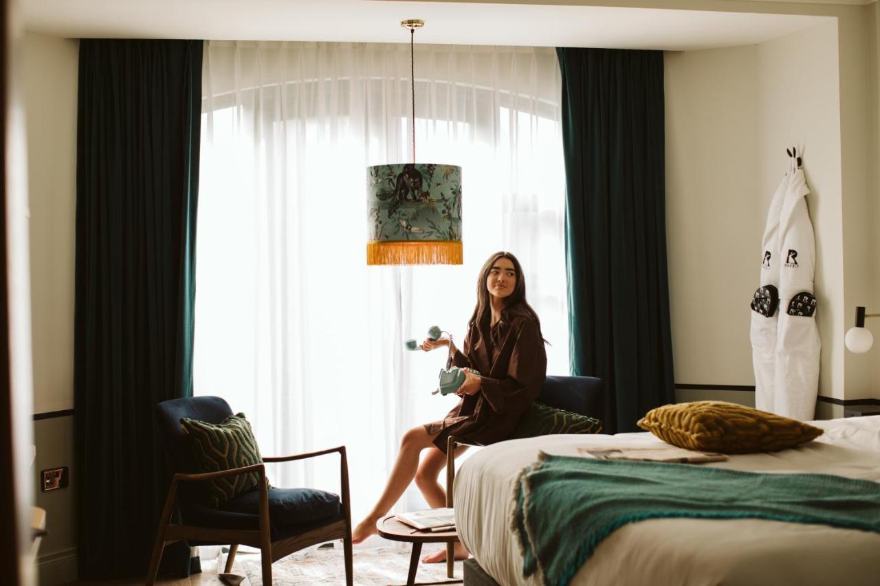 The Rabbit Hotel & Retreat Templepatrick Extérieur photo