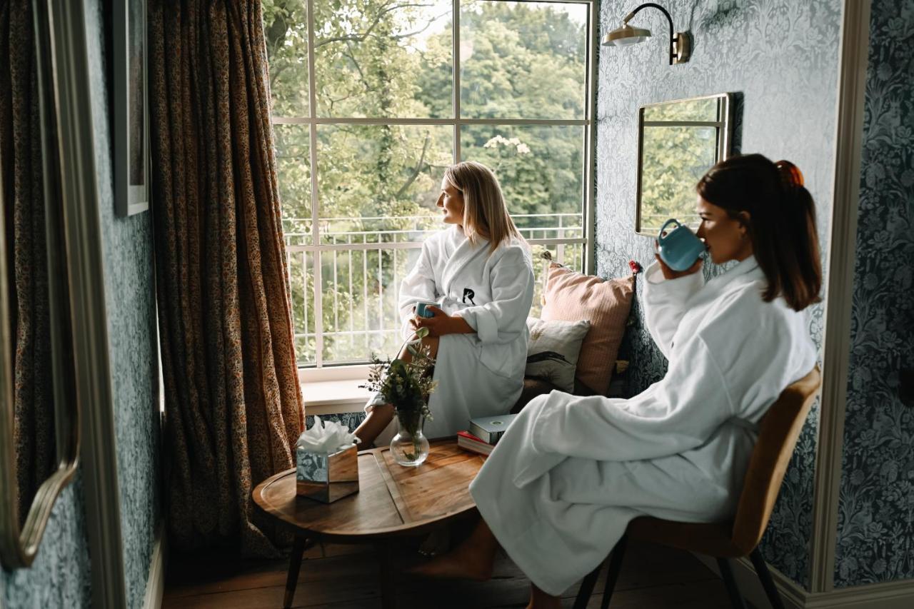 The Rabbit Hotel & Retreat Templepatrick Extérieur photo