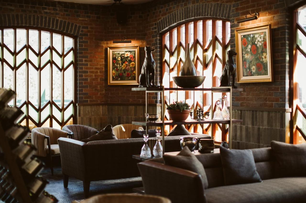 The Rabbit Hotel & Retreat Templepatrick Extérieur photo