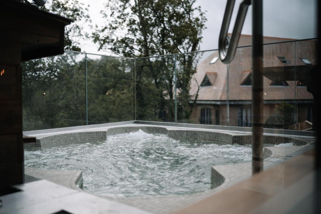 The Rabbit Hotel & Retreat Templepatrick Extérieur photo